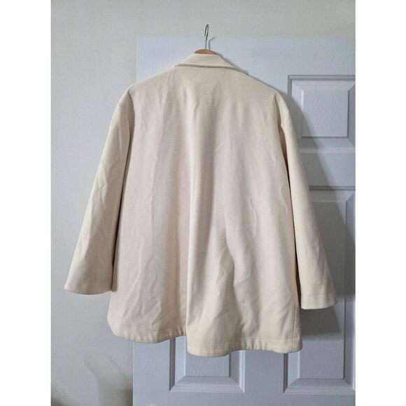 Tuckernuck Shirt Jacket, Cream L - Picture 8 of 11